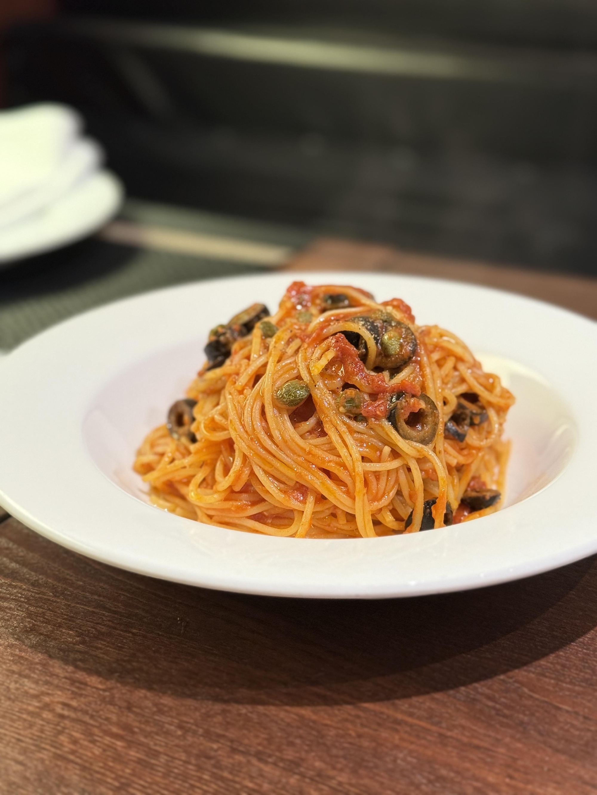 お席ガッツリ空いてます！